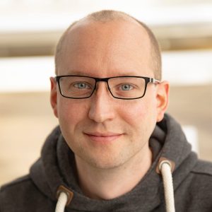 Speaker - Marco Wiedemeyer - Senior Solution Architect bei QUIBIQ mit Fokus auf Azure, Integration und moderne Cloud-Architekturen.